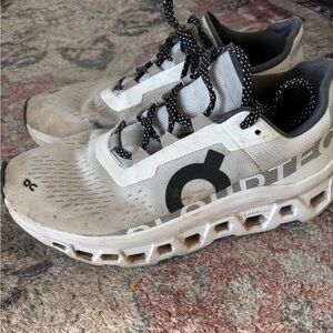 On Cloudtec Running Shoes - White and Black